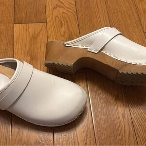 White Leather Clogs with Wooden Sole